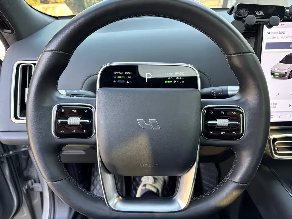 Li Auto L8 2023 из CN, фото 10