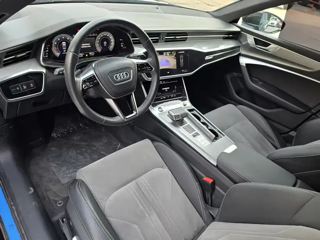 Audi A6L — фото 4