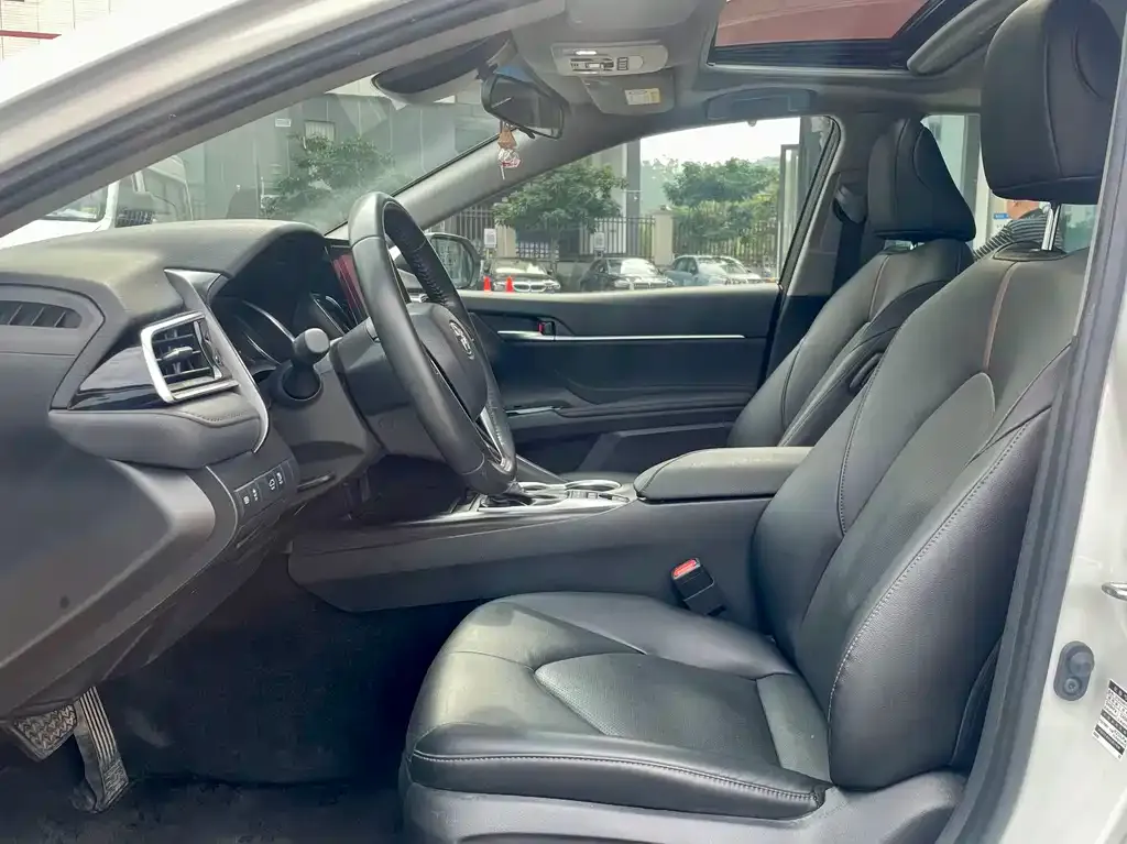 Toyota Camry 2024 из CN, фото 4