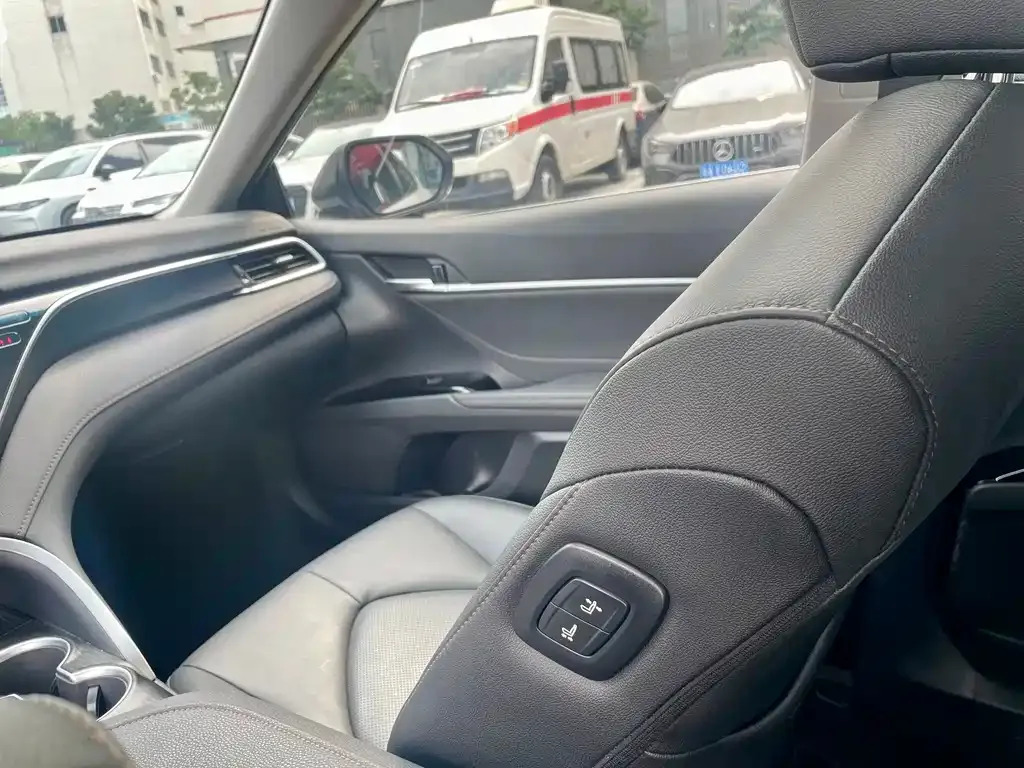 Toyota Camry 2024 из CN, фото 6