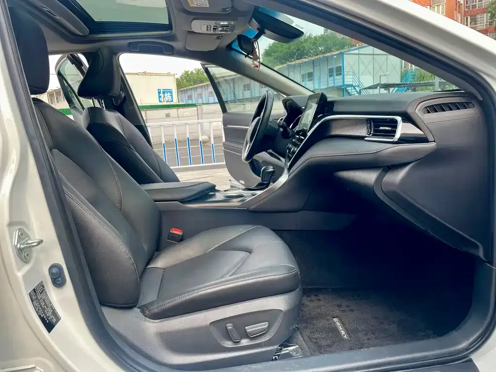 Toyota Camry 2024 из CN, фото 9