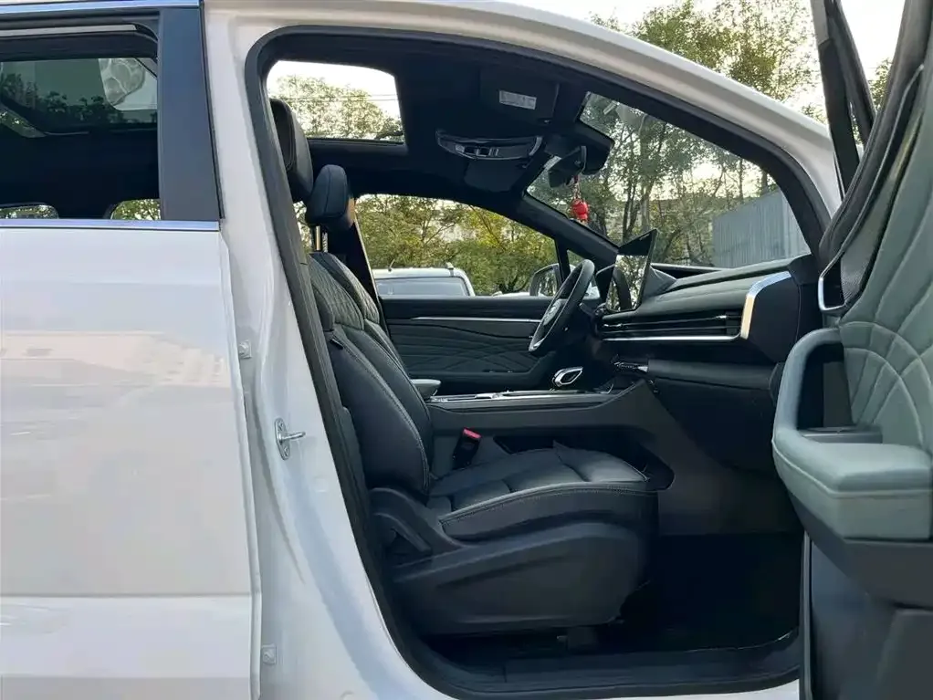 Geely Haoyue L 2024 из CN, фото 8