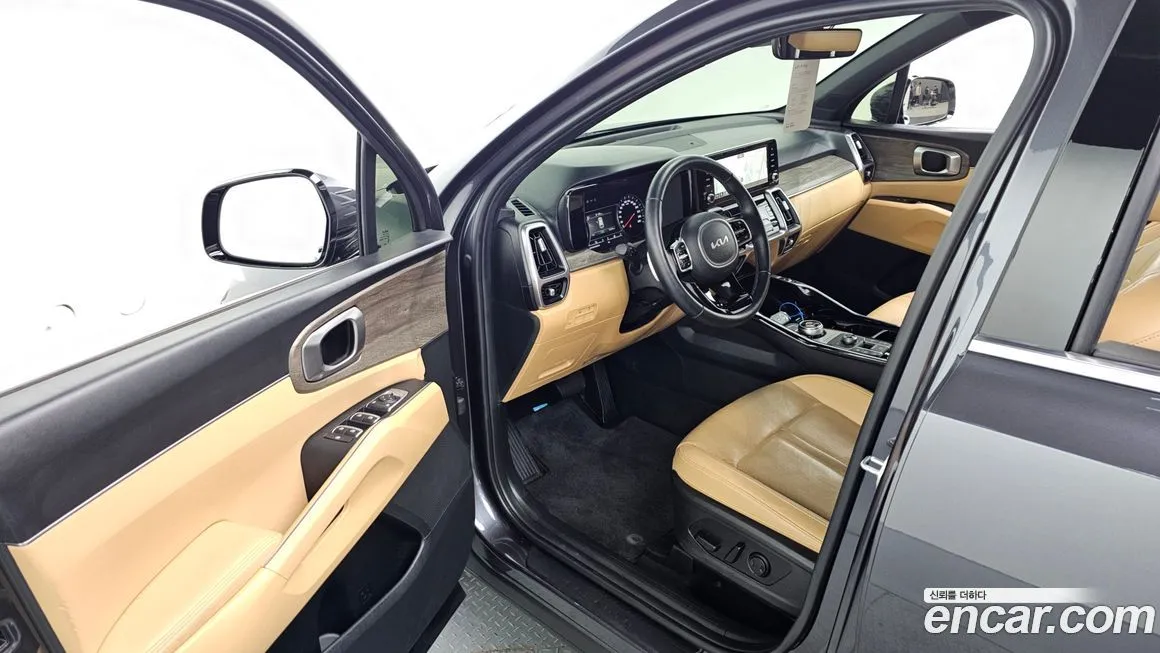 Kia Sorento — фото 10