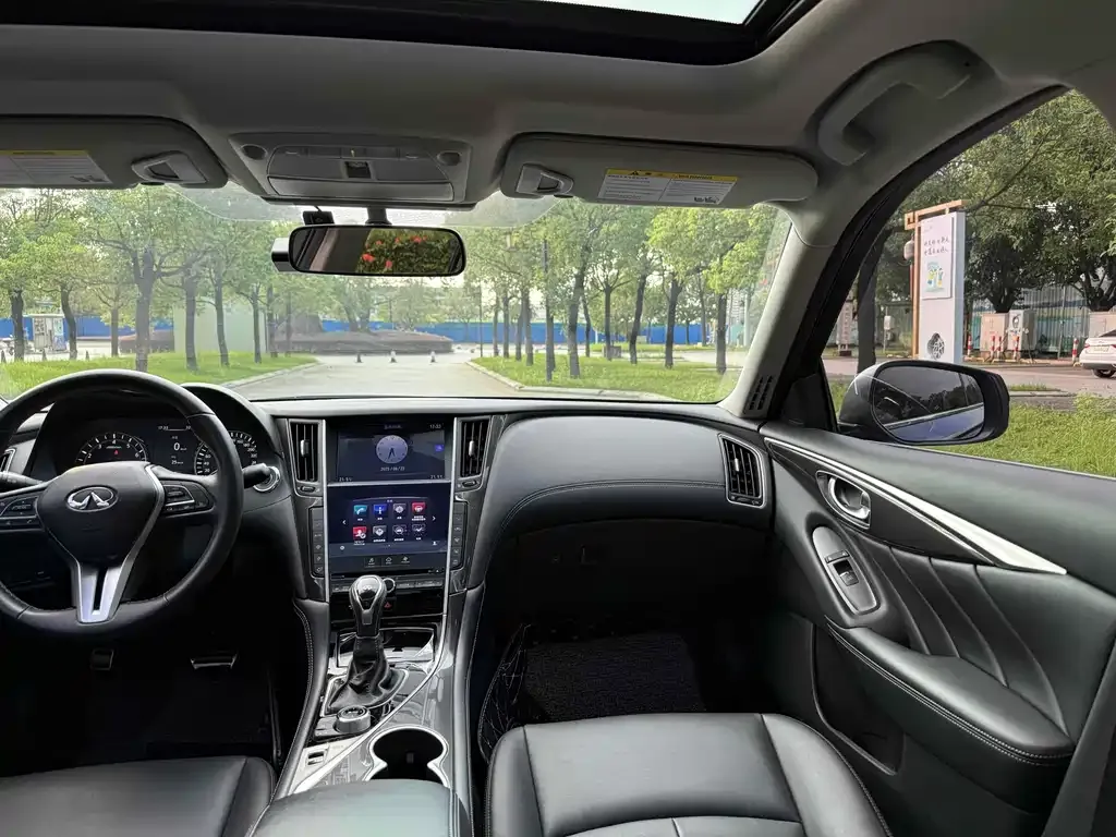 Infiniti Q50L 2021 из CN, фото 10