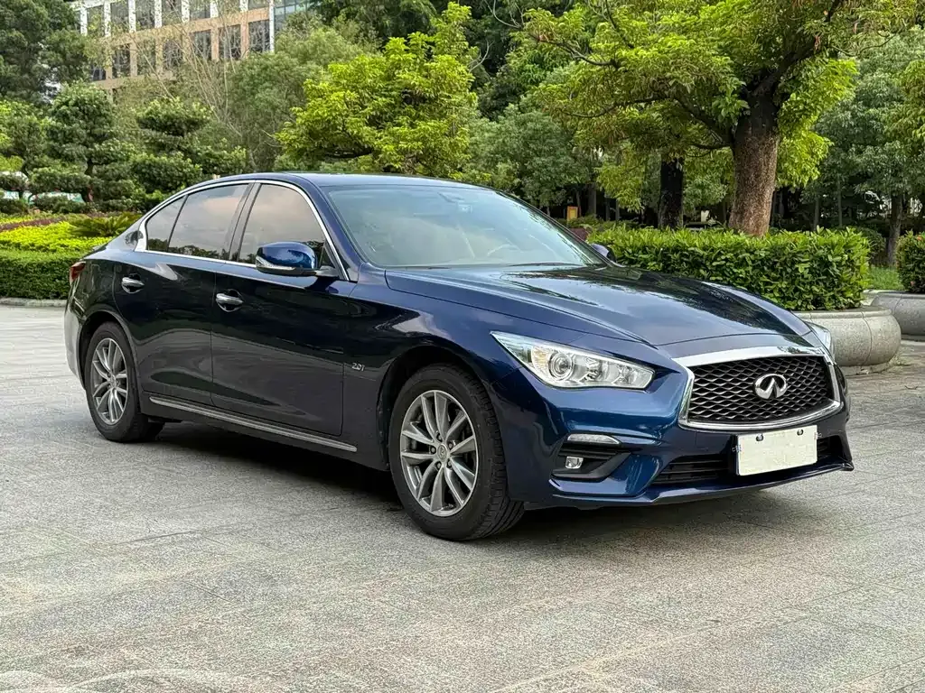 Infiniti Q50L 2021 из CN, фото 3