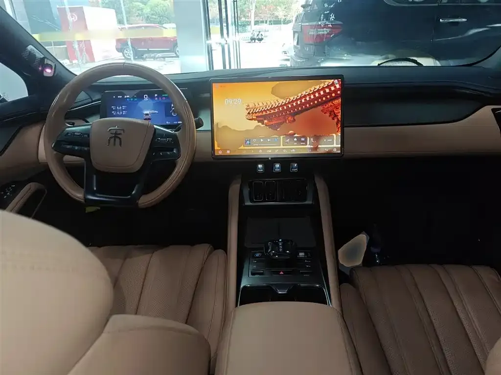 BYD L EV 2024 из CN, фото 10