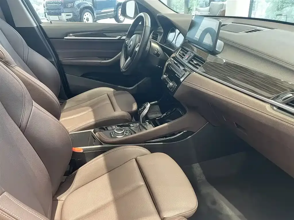 BMW X1 2021 из CN, фото 9