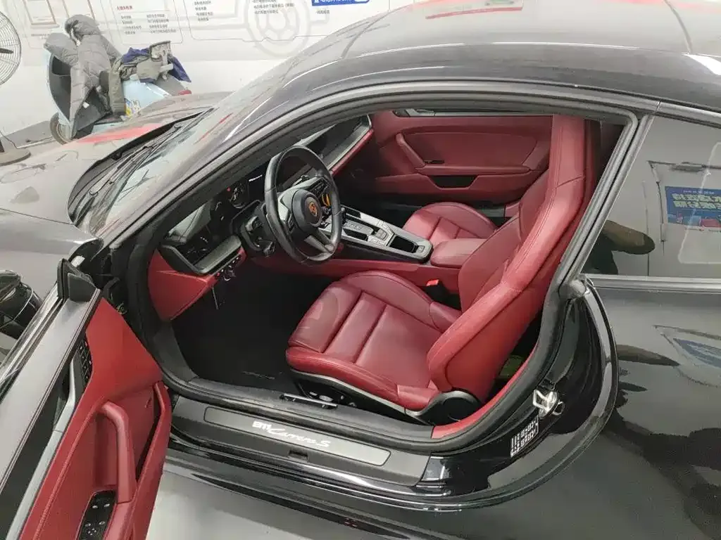 Porsche 911 2022 из CN, фото 4