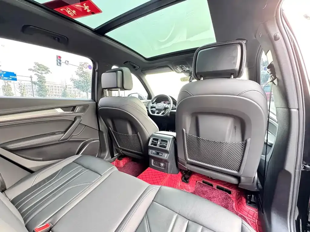 Audi Q5L 2024 из CN, фото 8