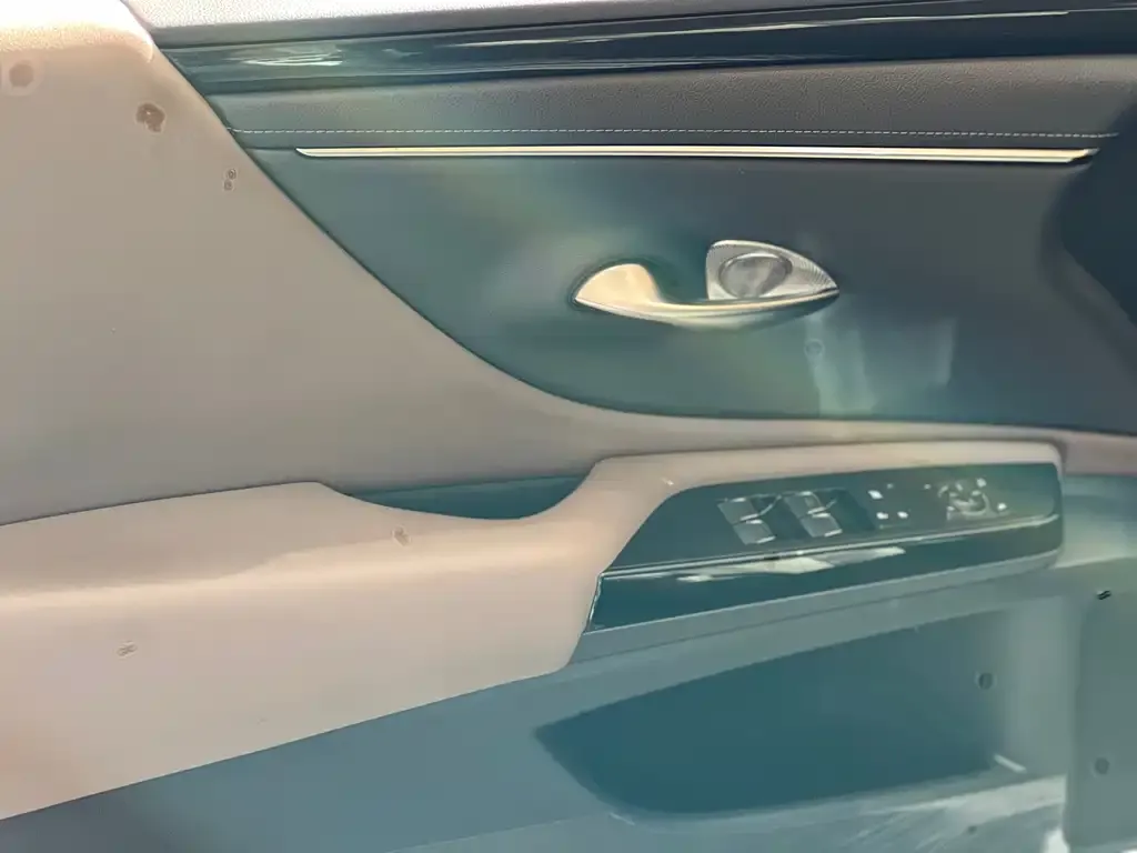 Lexus ES 2022 из CN, фото 10