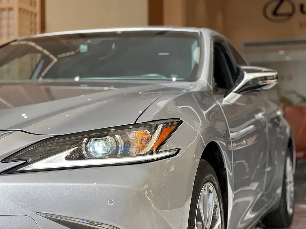 Lexus ES 2022 из CN, фото 7