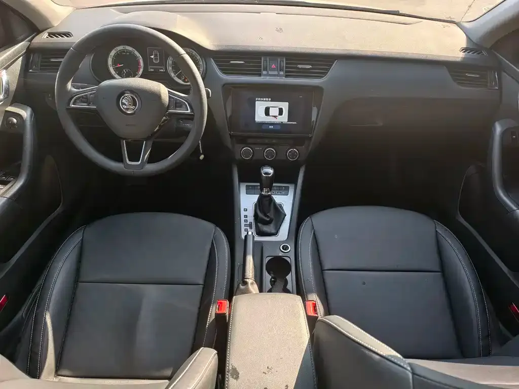 Skoda Octavia 2022 из CN, фото 9