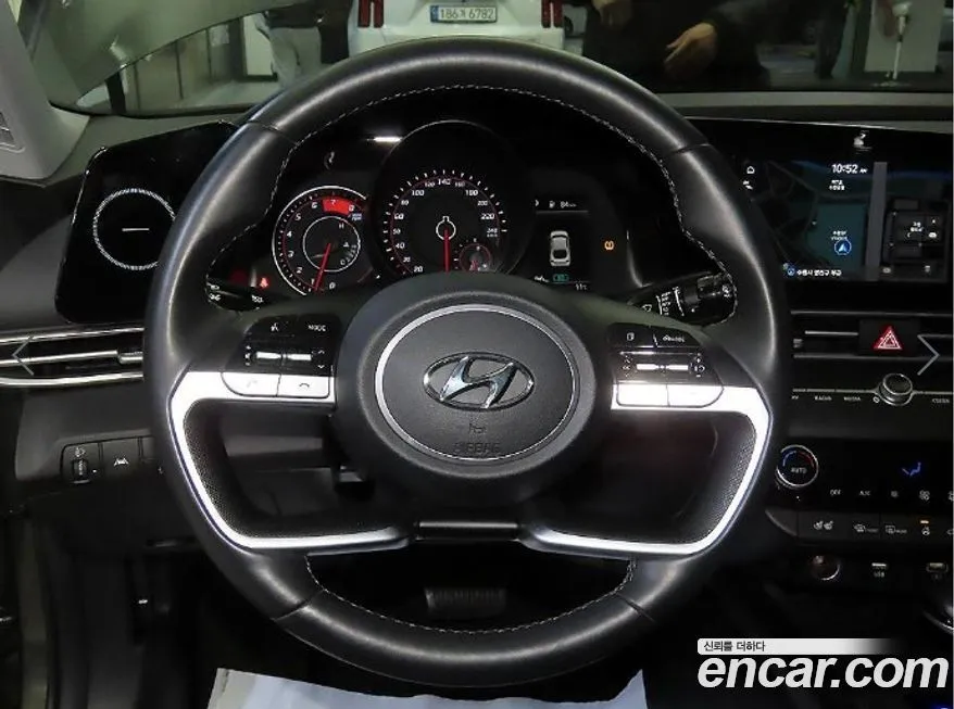 Hyundai AVANTE — фото 8