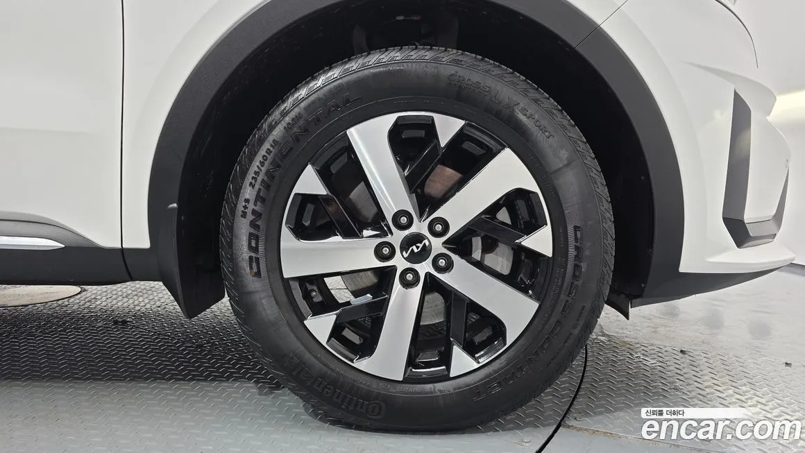 Kia Sorento — фото 5