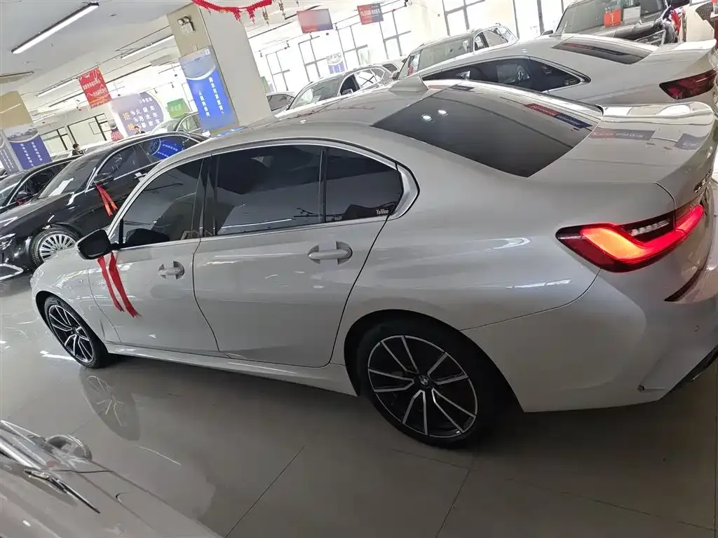 BMW 3 Series 2022 из CN, фото 5