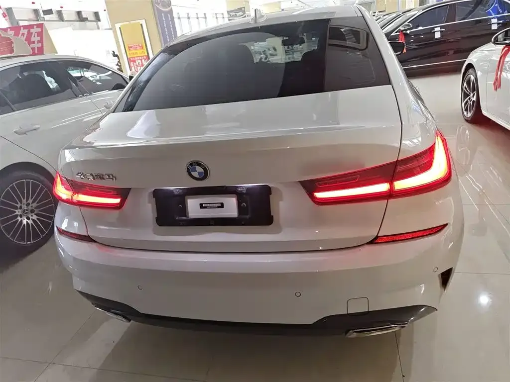 BMW 3 Series 2022 из CN, фото 6