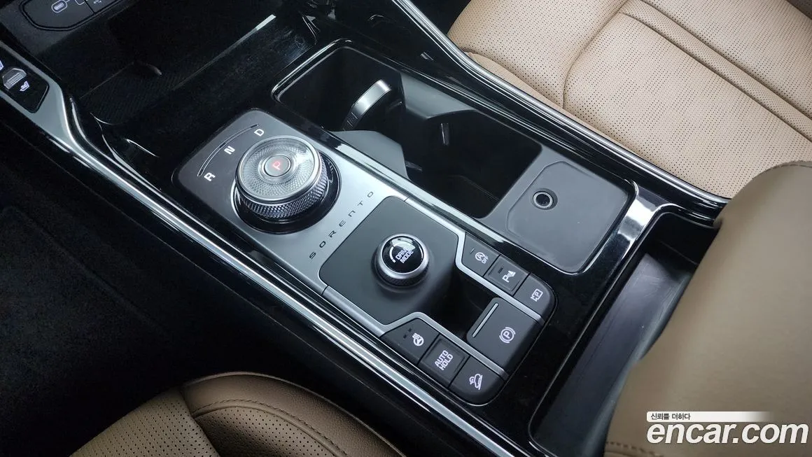 Kia Sorento — фото 9