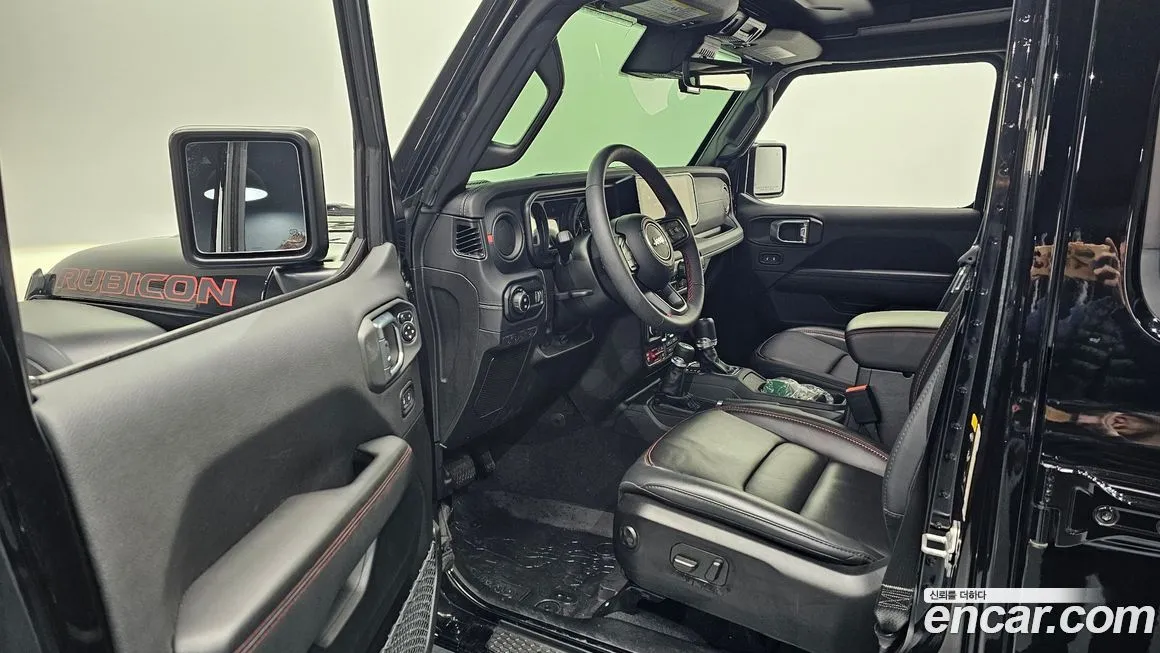 Jeep Wrangler 2024 из KR, фото 10