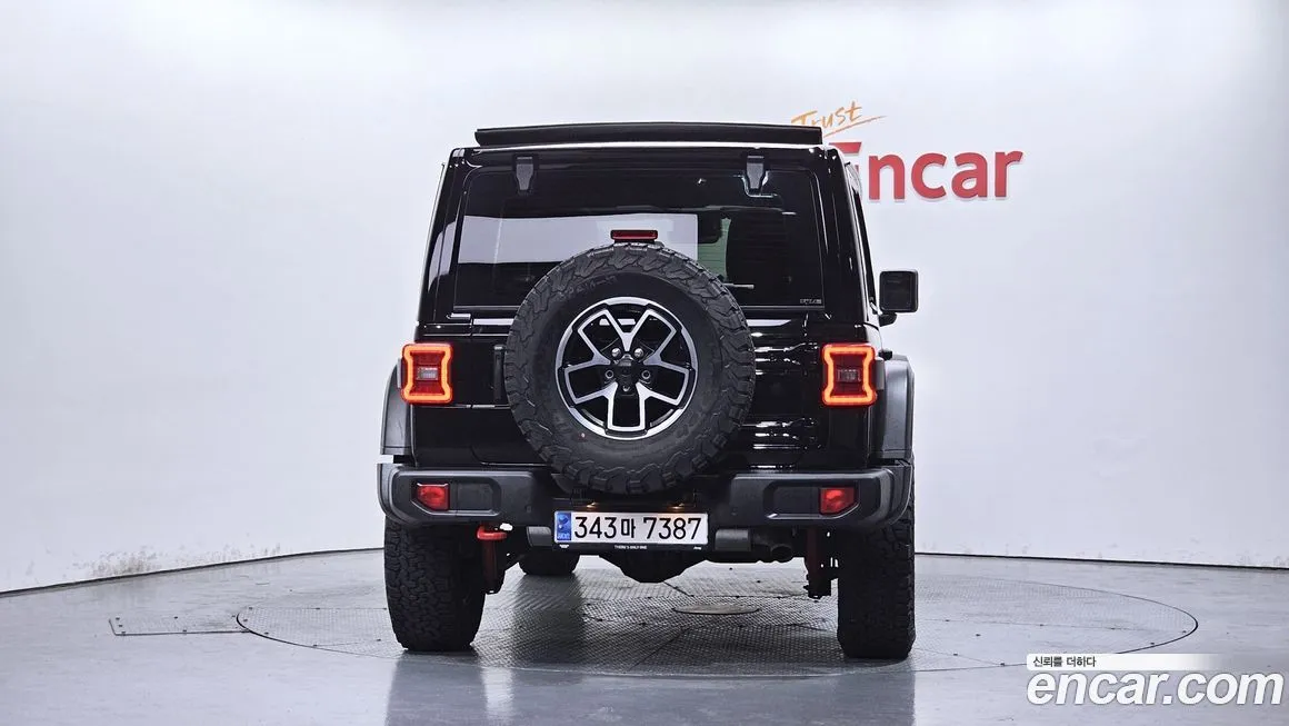 Jeep Wrangler 2024 из KR, фото 4
