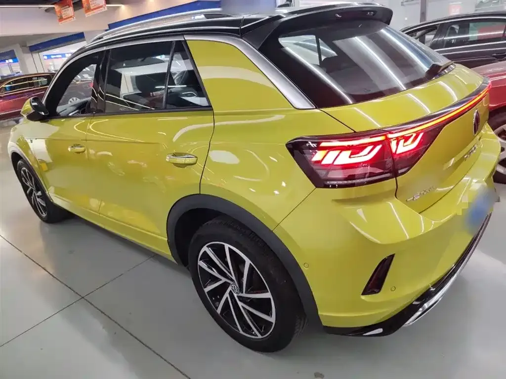 Volkswagen T-Roc 2023 из CN, фото 5