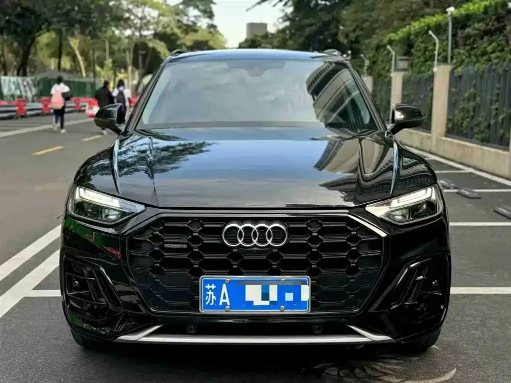 Audi Q5L 2021 из CN, фото 1