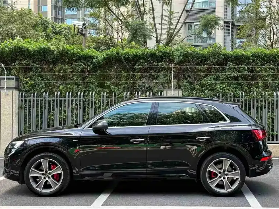Audi Q5L 2021 из CN, фото 10