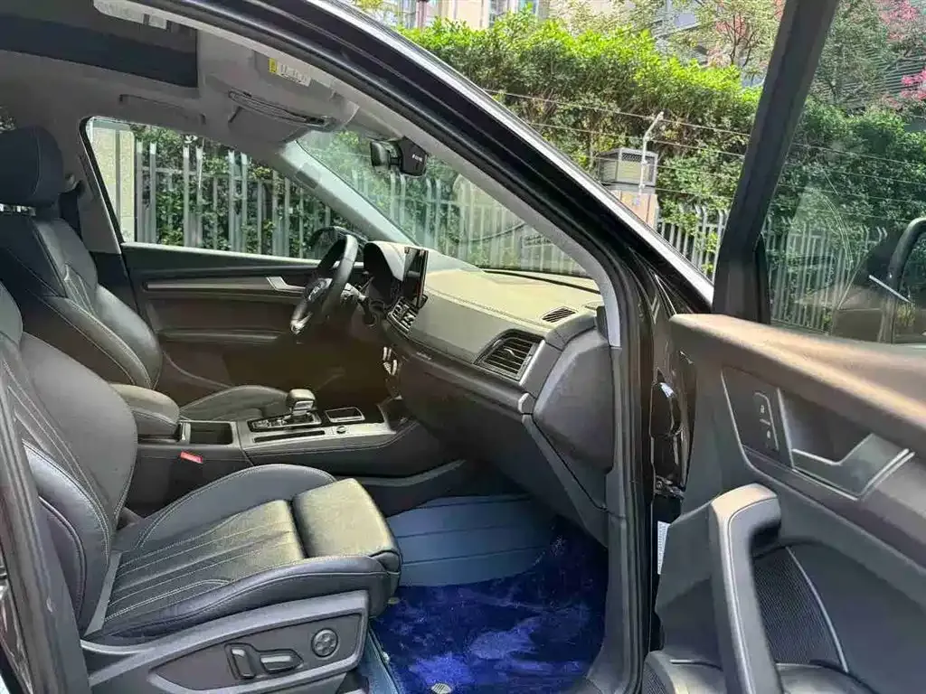 Audi Q5L 2021 из CN, фото 7