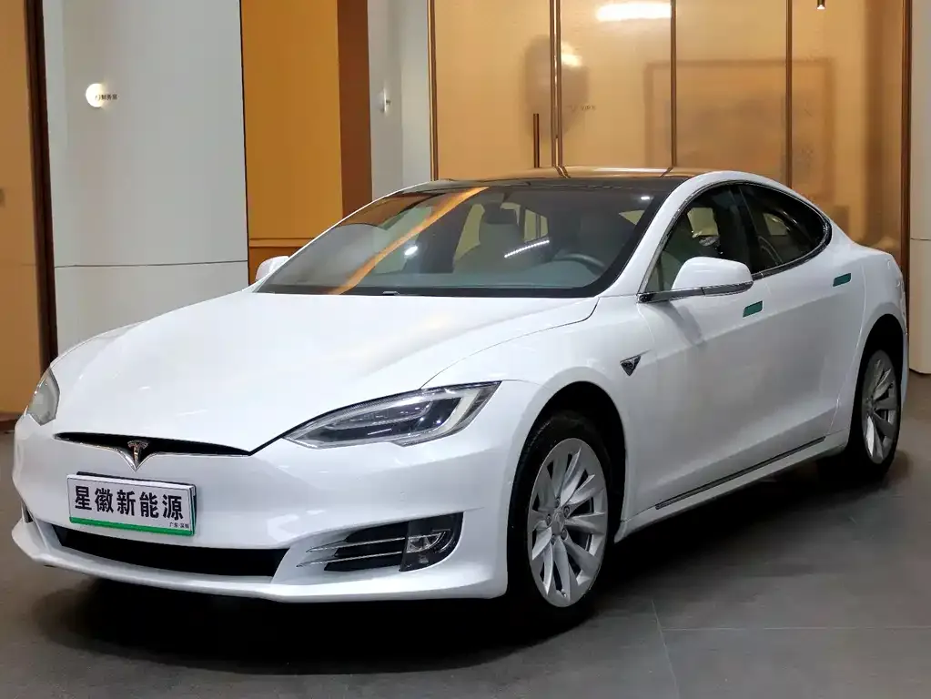 Tesla Model S 2021 из CN, фото 2