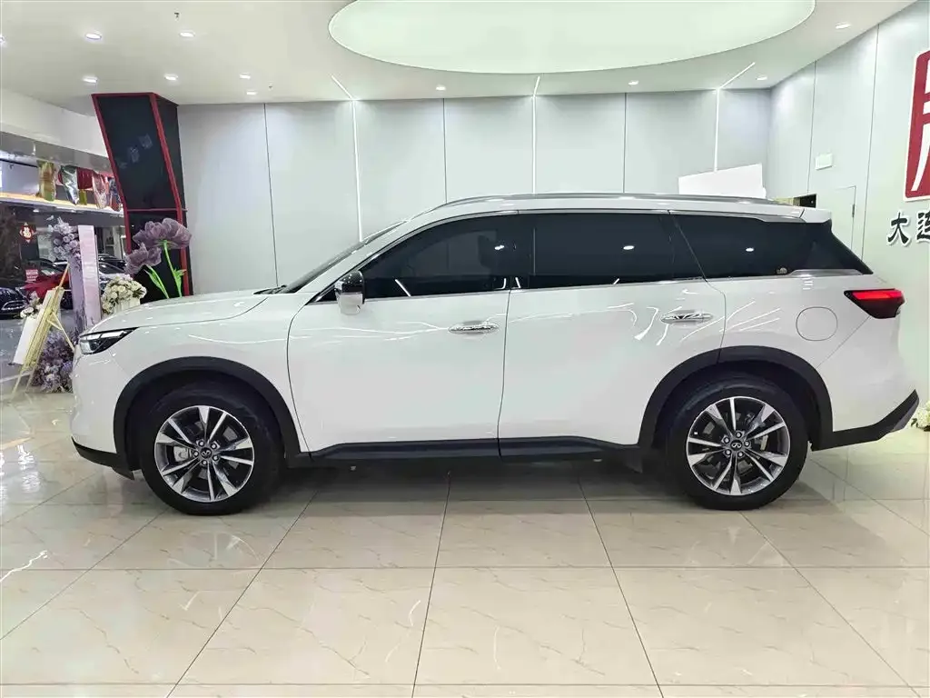 Infiniti QX60 2024 из CN, фото 9