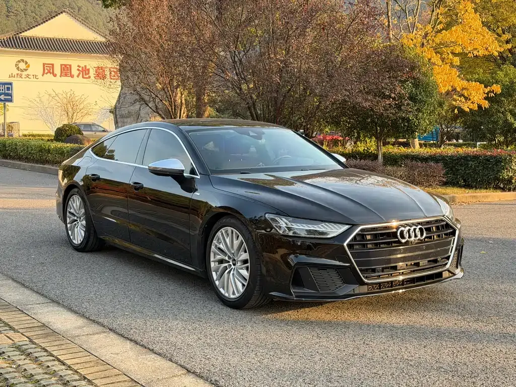 Audi A7 2021 из CN, фото 3