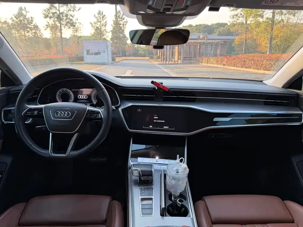 Audi A7 2021 из CN, фото 5