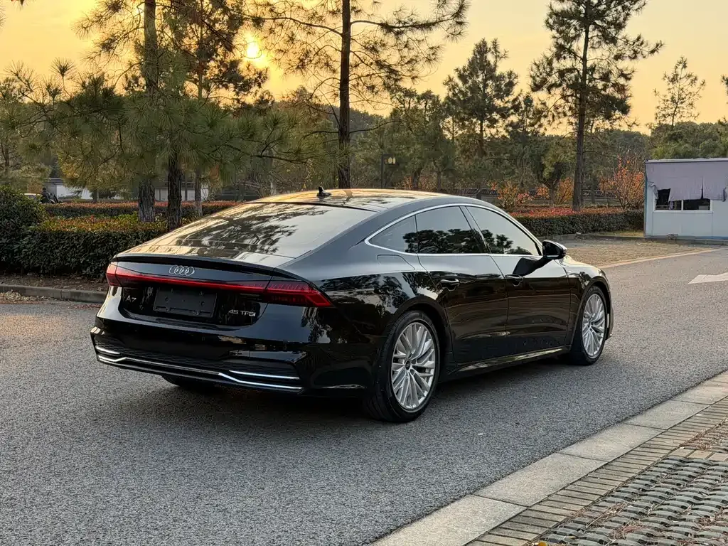 Audi A7 2021 из CN, фото 8