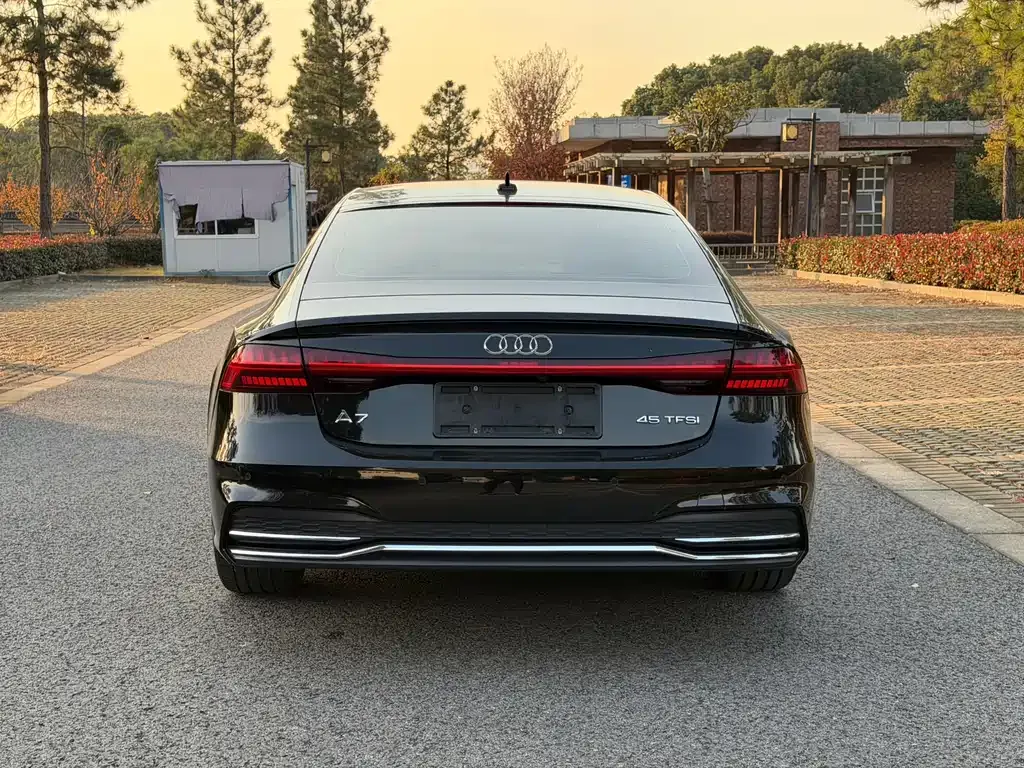 Audi A7 2021 из CN, фото 9