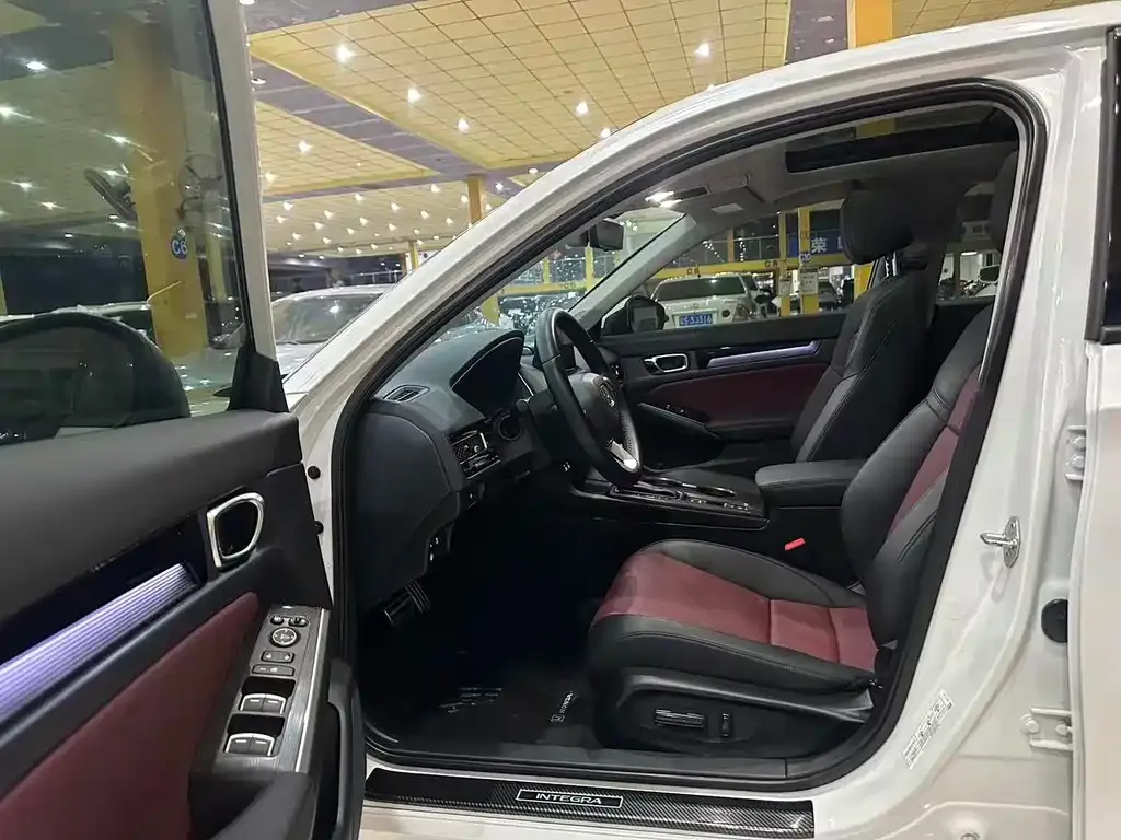 Honda Integra 2022 из CN, фото 8