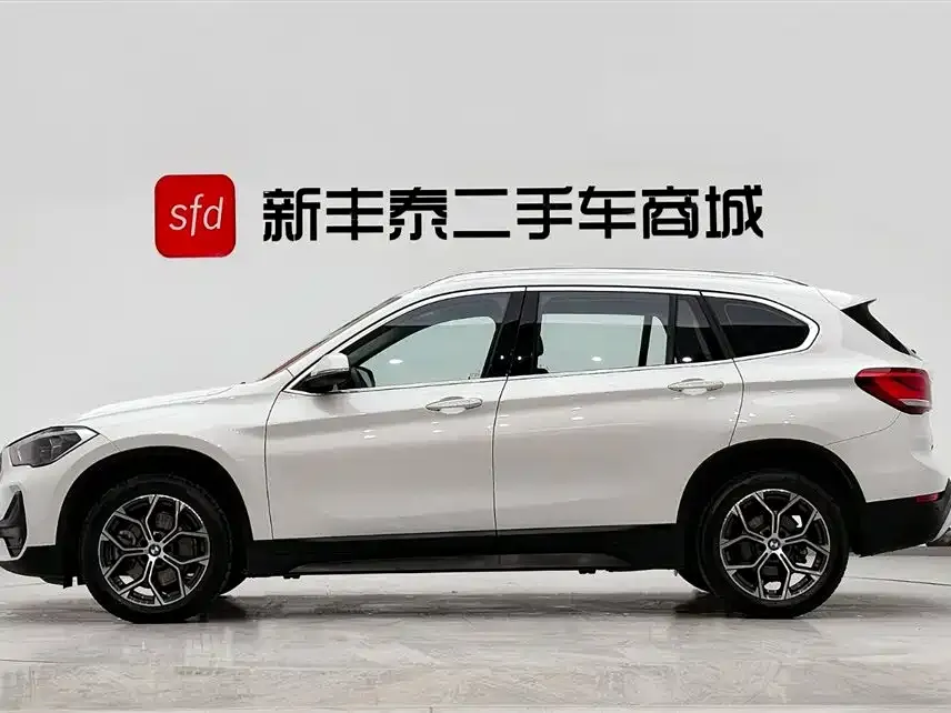 BMW X1 2022 из CN, фото 4