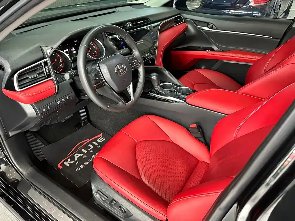 Toyota Camry 2021 из CN, фото 6