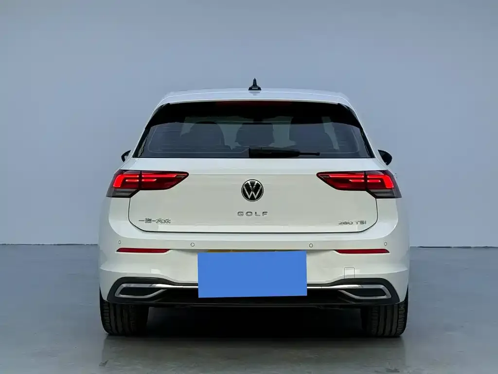 Volkswagen Golf 2023 из CN, фото 5