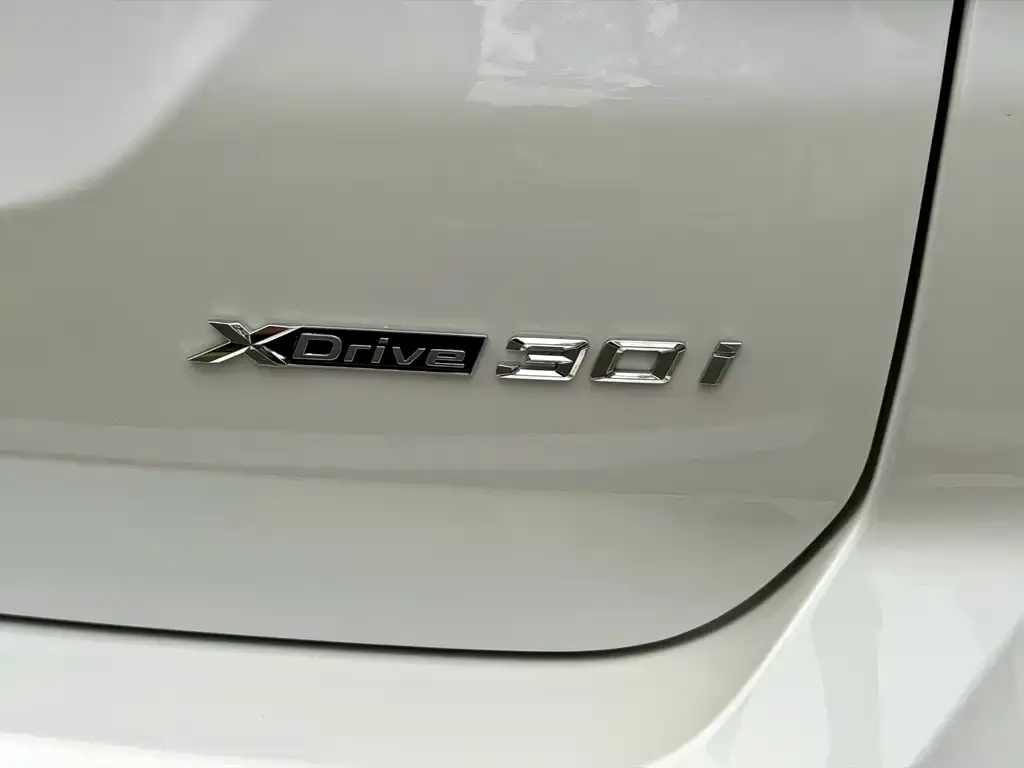 BMW X3 — фото 10