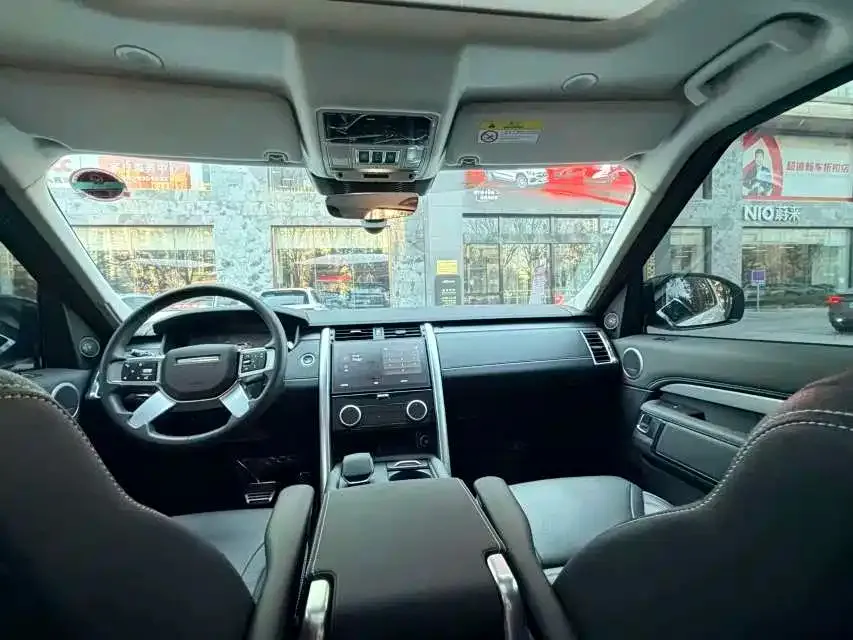 Land Rover Discovery 2024 из CN, фото 9