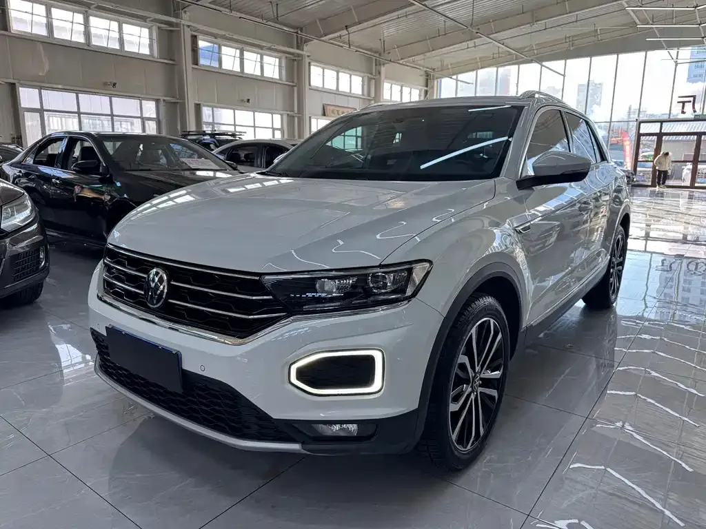 Volkswagen T-Roc 2021 из CN, фото 1