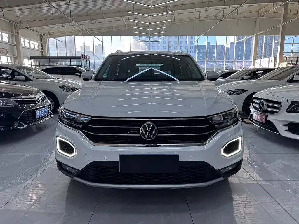 Volkswagen T-Roc 2021 из CN, фото 2