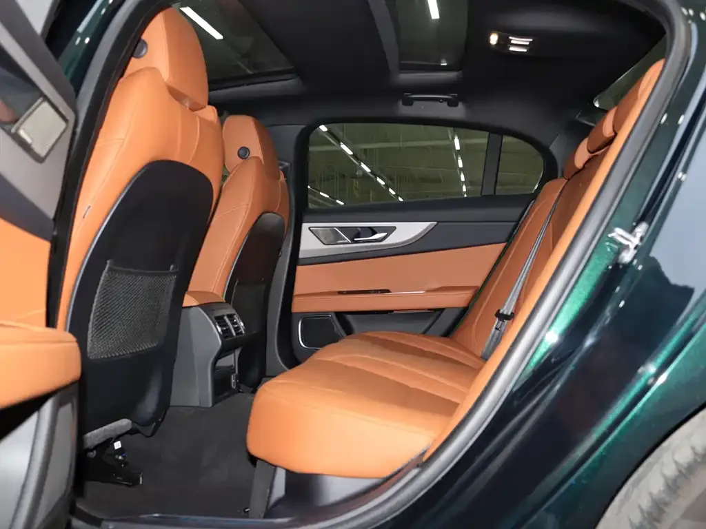 Jaguar XEL 2024 из CN, фото 9