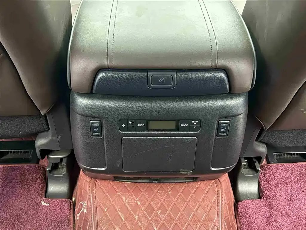 Nissan Patrol 2024 из CN, фото 10