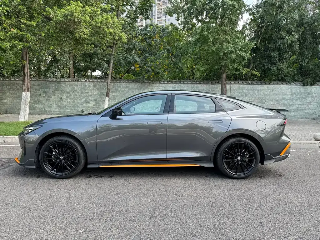 Changan UNI-V 2025 из CN, фото 4