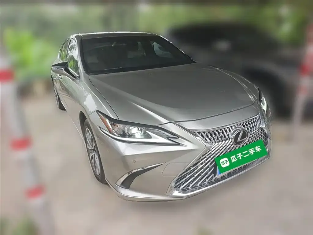 Lexus ES 2025 из CN, фото 4