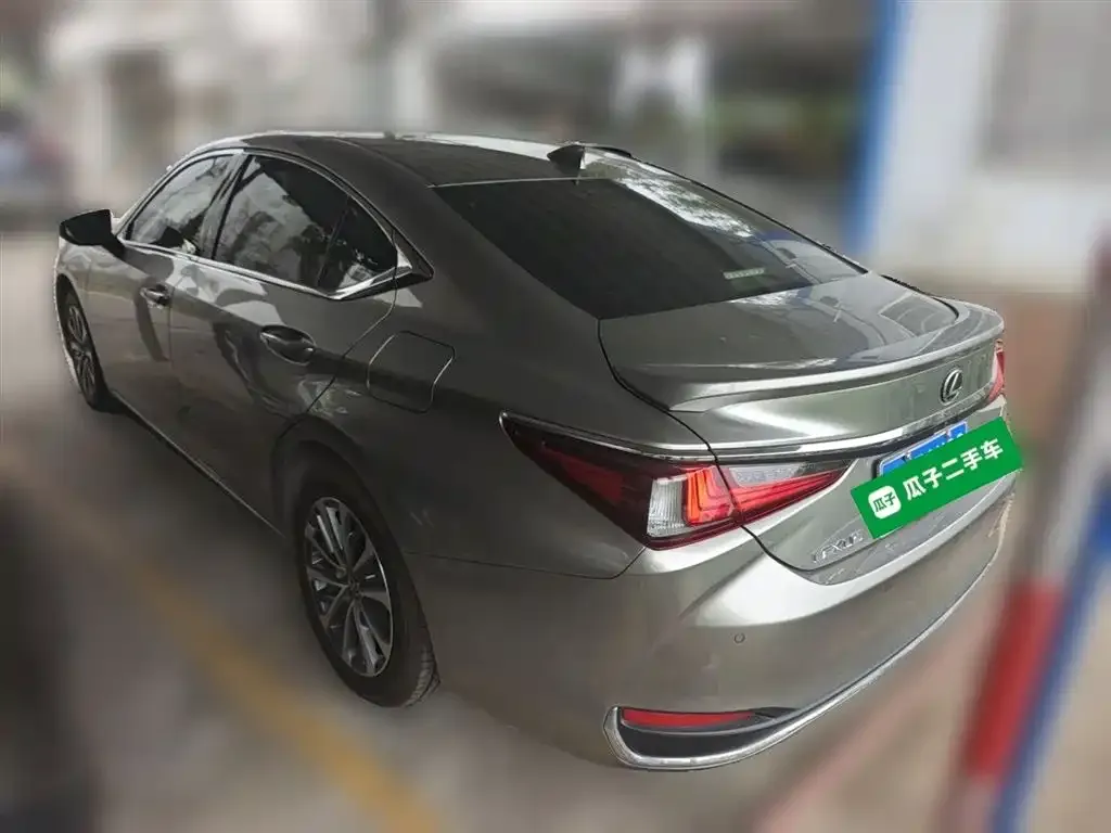 Lexus ES 2025 из CN, фото 5