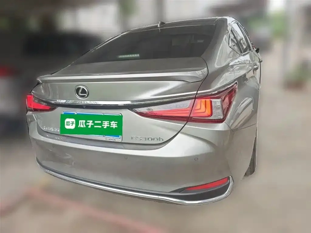 Lexus ES 2025 из CN, фото 6