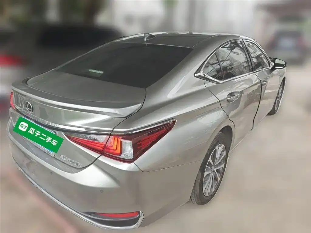Lexus ES 2025 из CN, фото 7