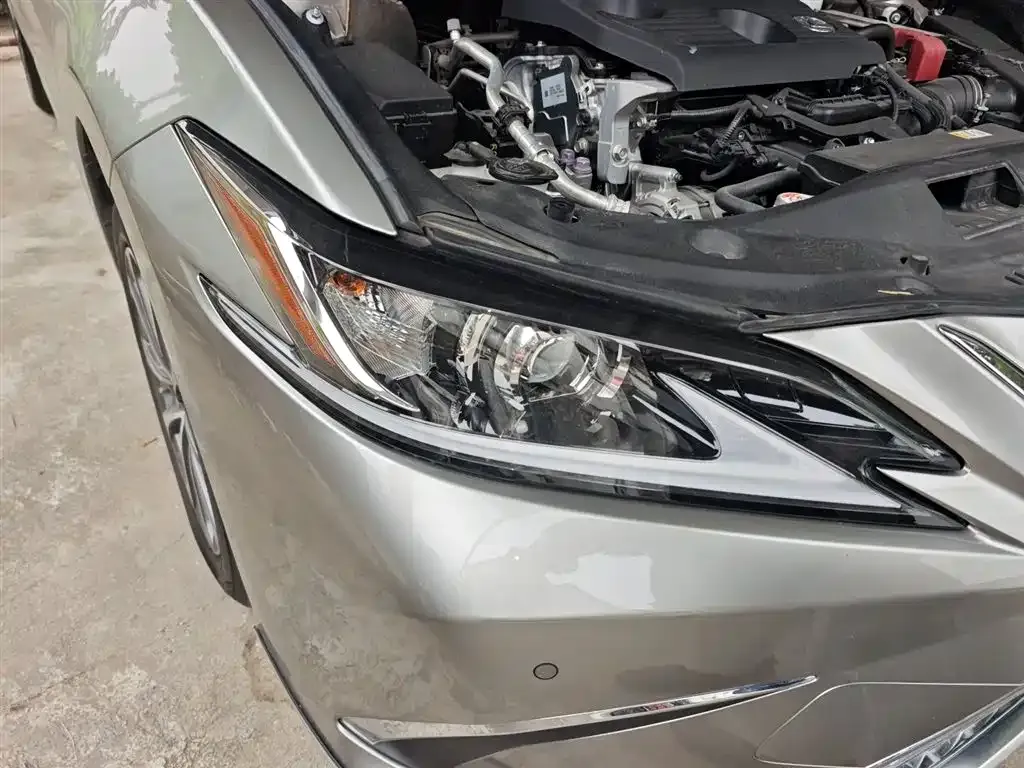 Lexus ES 2025 из CN, фото 8