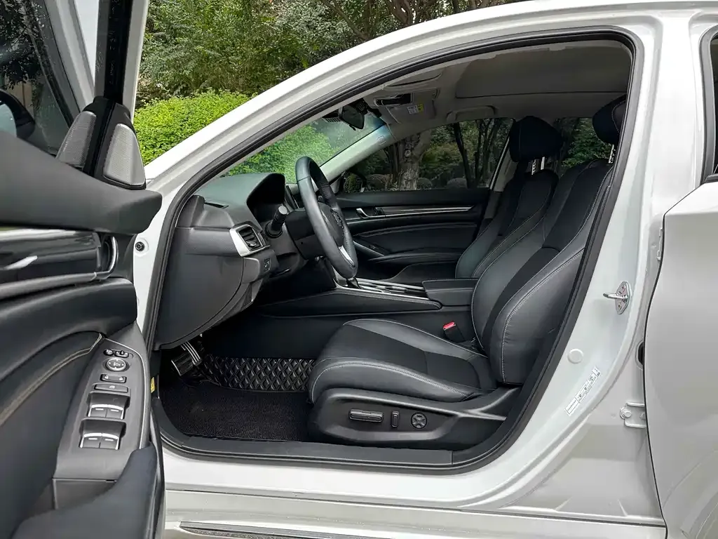 Honda Accord 2022 из CN, фото 9